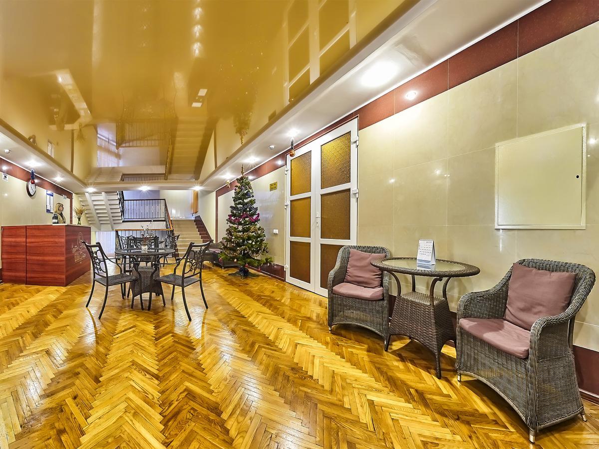 Отель Sanatorium Elite Dnipro Трускавец Экстерьер фото